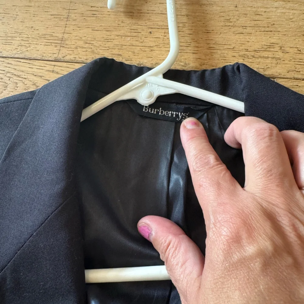 Burberry's Wool Black‎ Men's Suit Coat